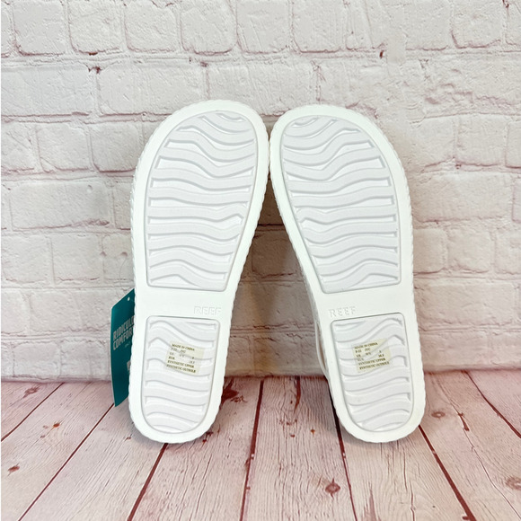 Reef Water Vista White Sandals Women’s Size 10 - Picture 10 of 11